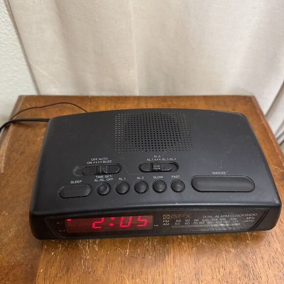 GPX Dream Machine Am/FM Digital Alarm Clock Radio Black Tested Vintage Working! - Picture 4 of 9